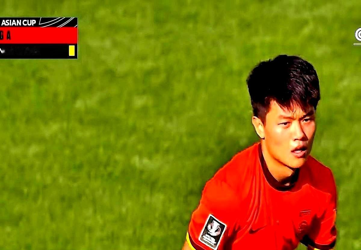 西班牙长大的杨希，一年里把“只会冲”的标签撕了。U20亚洲杯，他顶澳大利亚