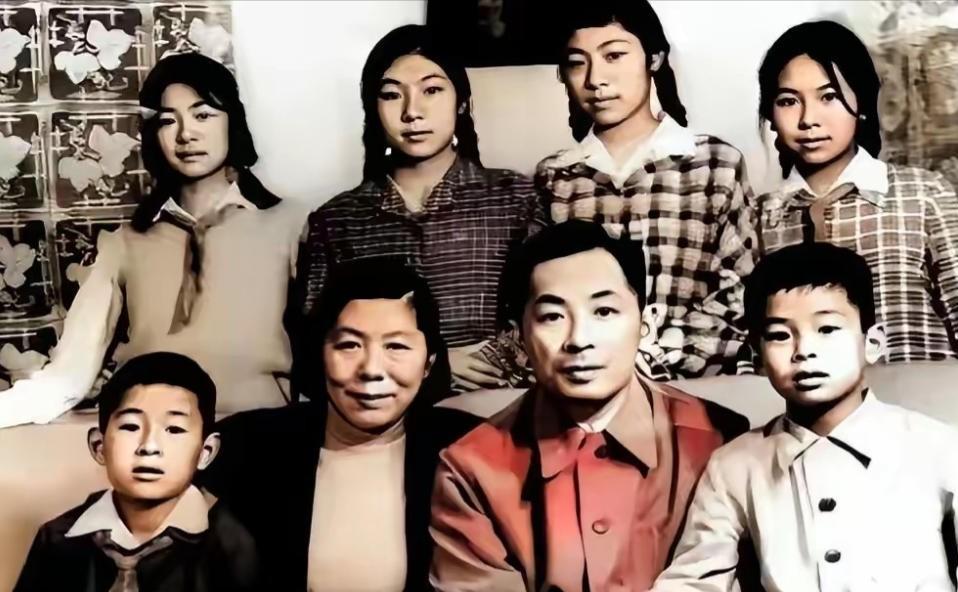 1985年，开国上将叶飞在病榻上听闻小女儿叶之枫因泄露国家机密被捕的消息