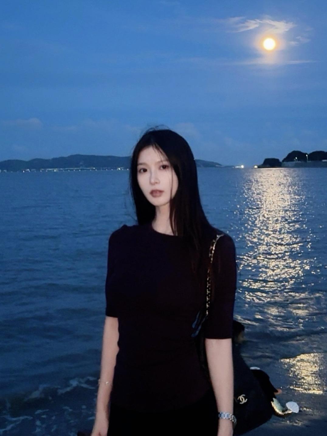 什么叫也许放弃才能靠近你🌊。