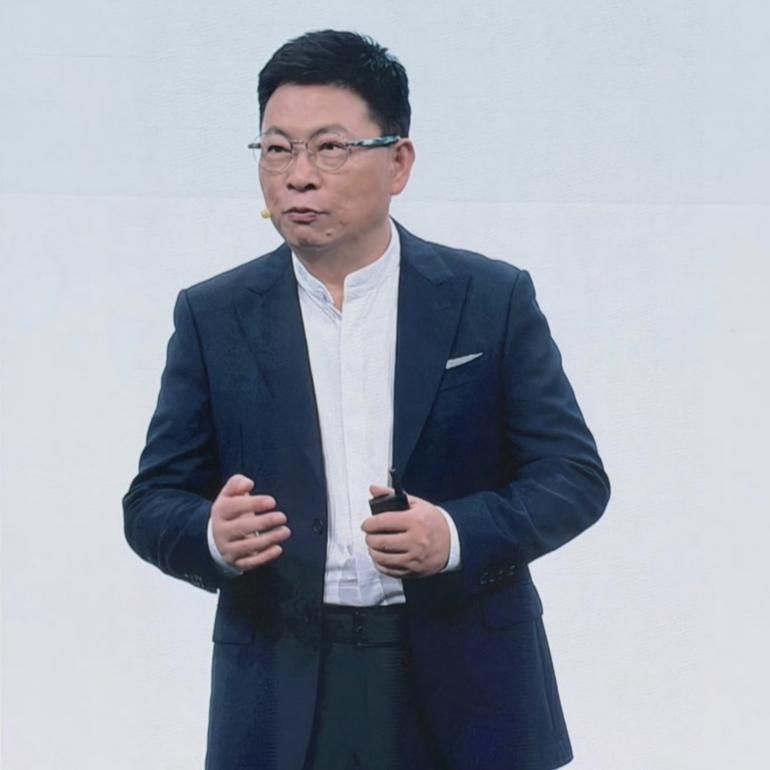 今晚友商都别睡了！bba彻底失控当余承东说出：“我不谦虚的说，不说500万以