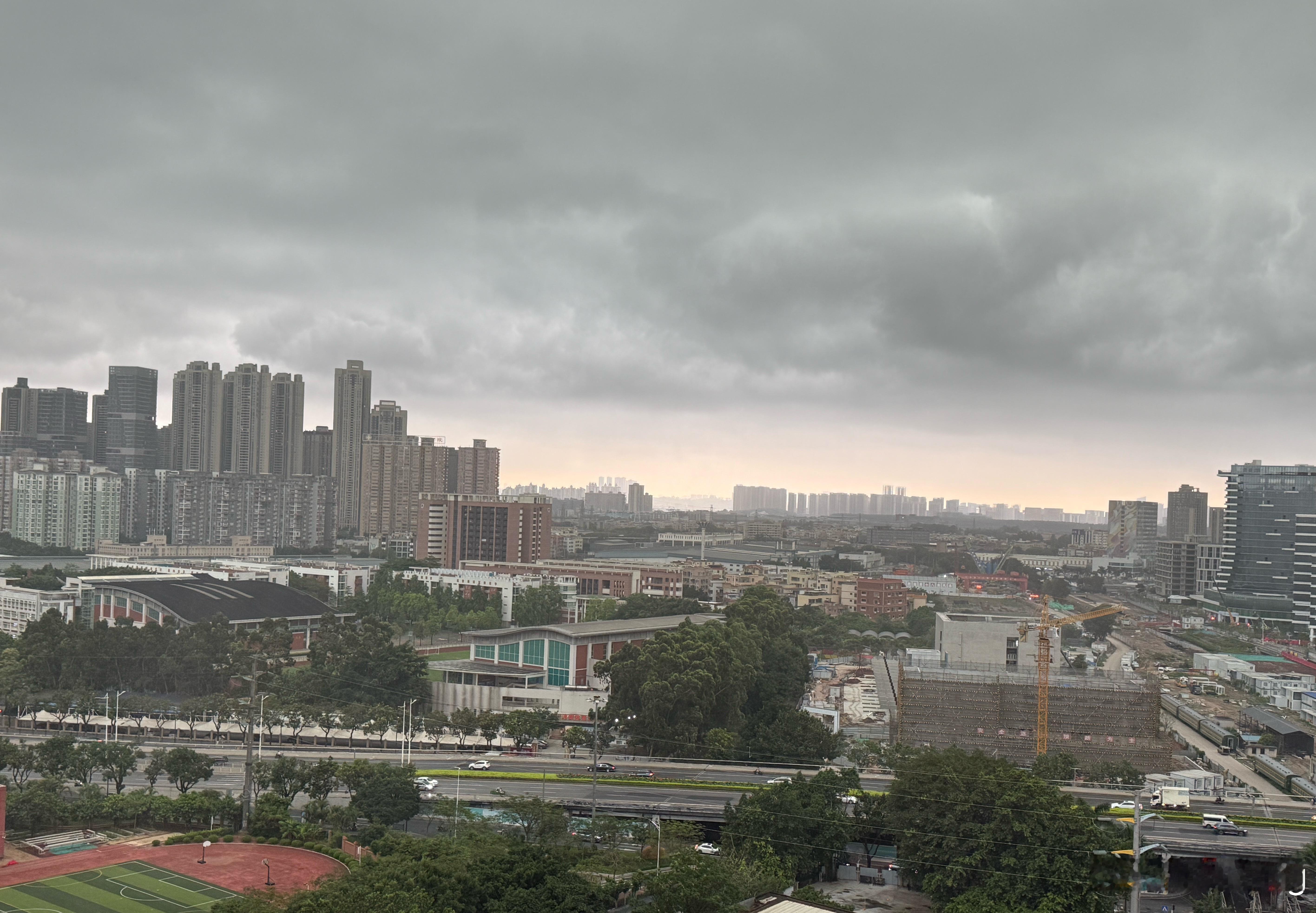 又准备要下大暴雨的节奏了​​​