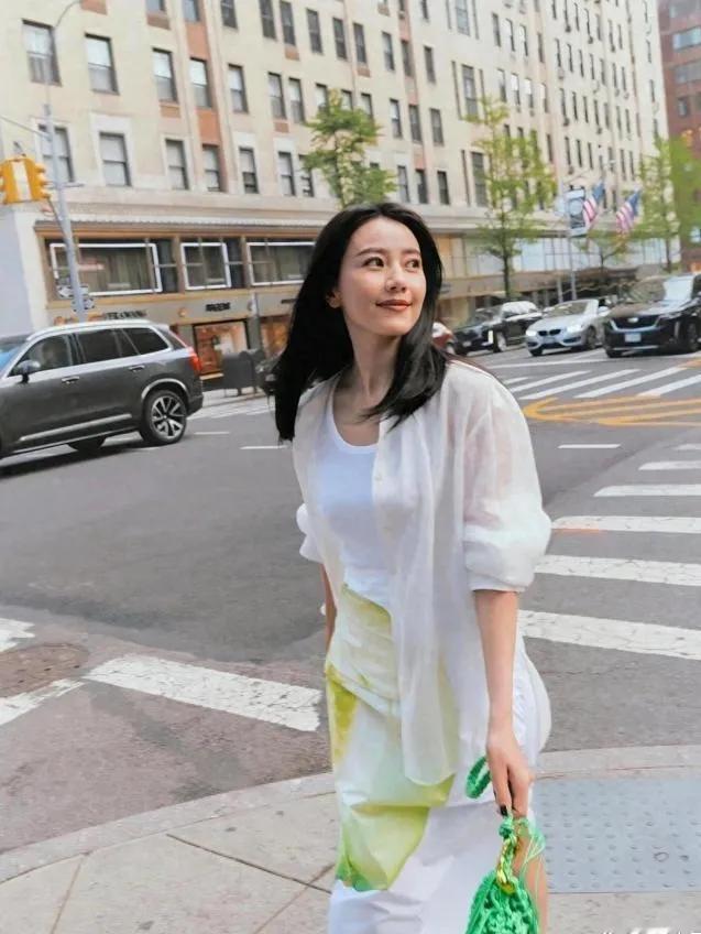 30+、40+的姐姐们，快抄高圆圆的作业！被46岁高圆圆美到了！✨这一身