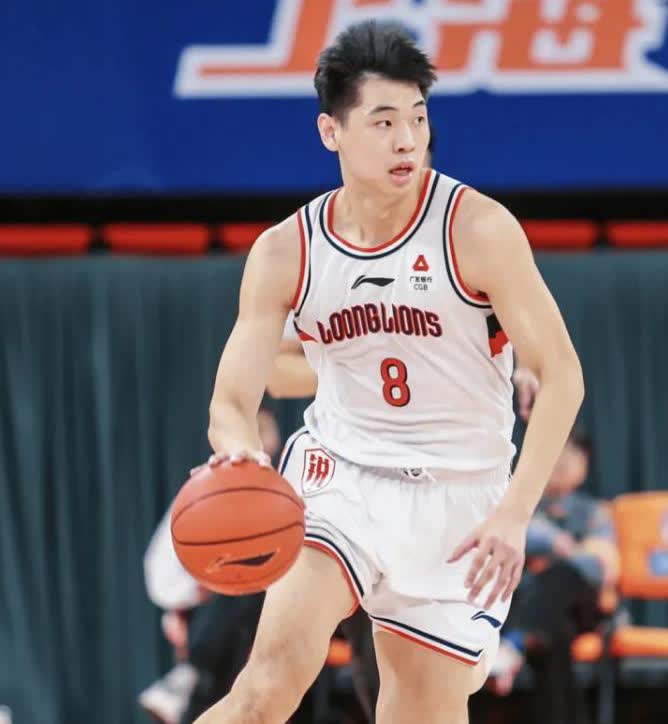 崔永熙、焦泊乔加盟广东宏远！这些天的各种流言终于也尘埃落定！广东宏远从北