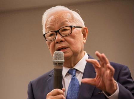 台积电创始人张忠谋再次语出惊人：“如果美国想扼杀他们，中国真的无能为力！”不仅如