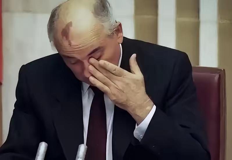 中国早已没了退路，欧美那些国家绝不会给中国第二次恢复的机会，一旦中国再次衰退，最