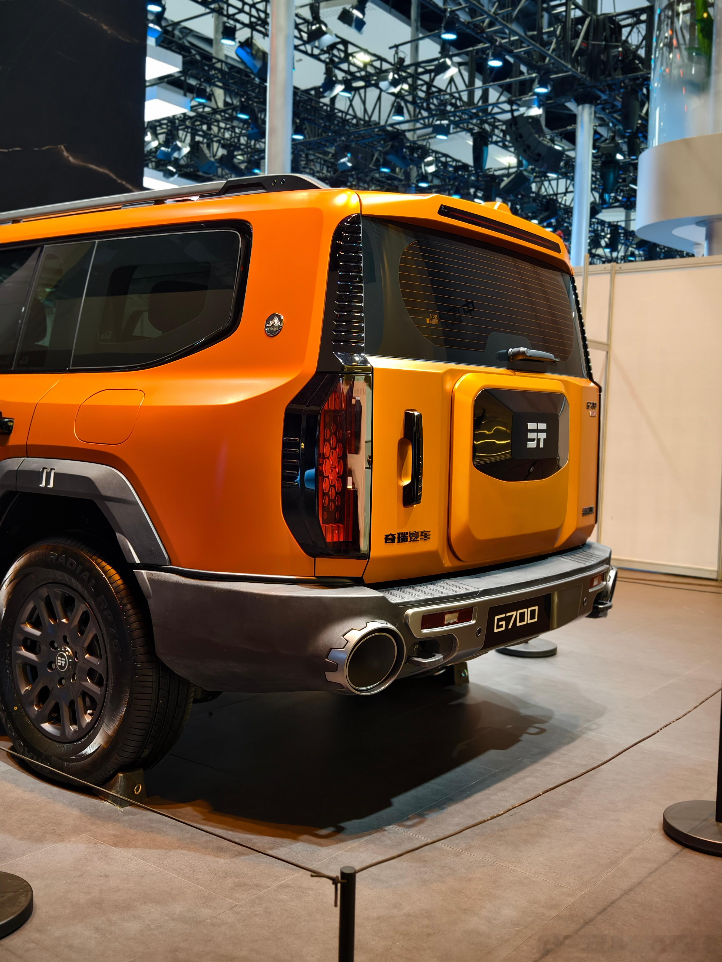 近距离观察纵横G700的方舟水上推进系统，一个标准的泵喷推进器，跟潜艇很像。