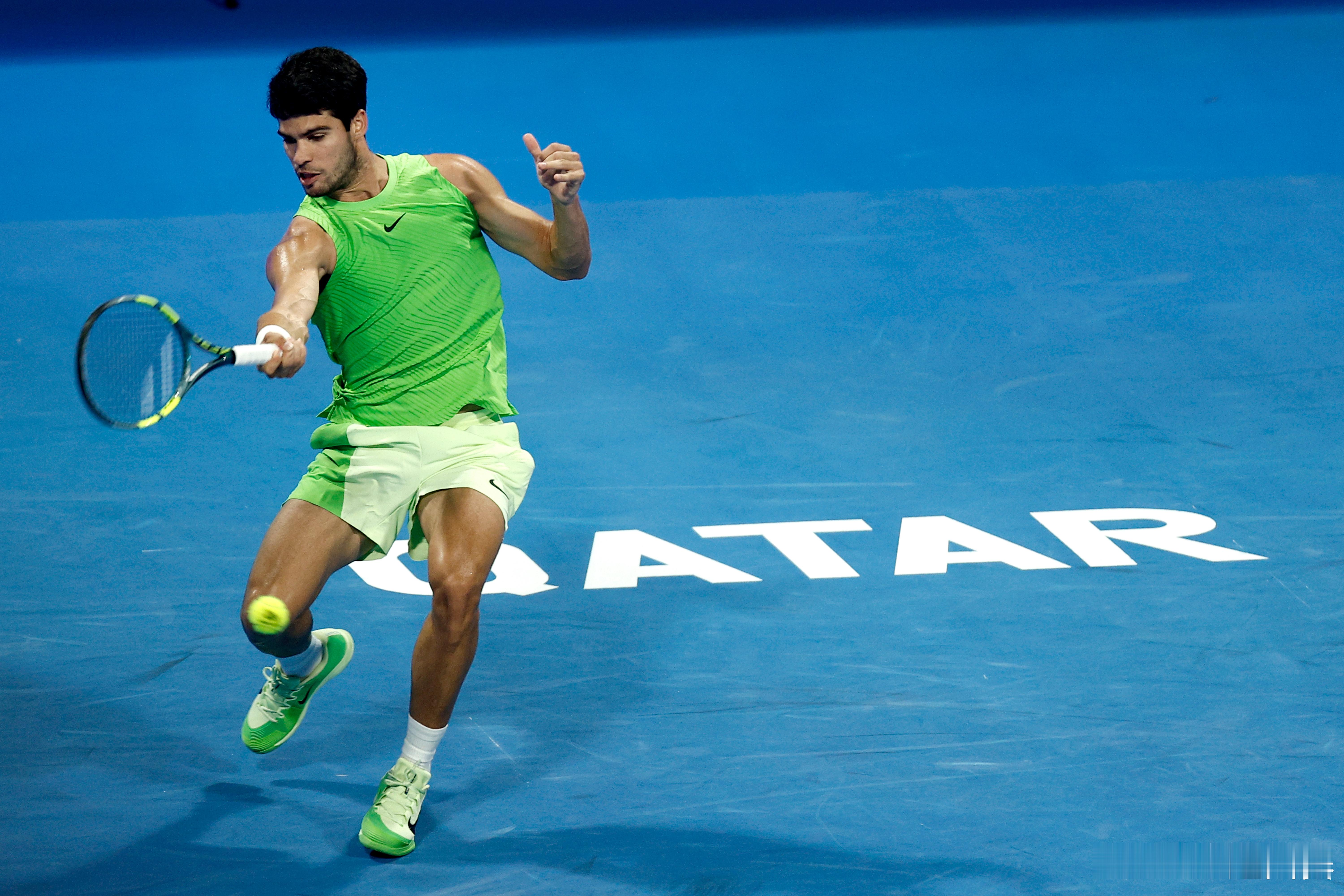 阿尔卡拉斯先下一盘🔥ATP500卡塔尔埃克森美孚公开赛决赛，头号种子阿尔卡拉斯