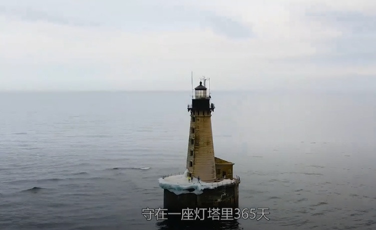 热搜第一! 工资高但很孤独的工作, 你愿意做吗?