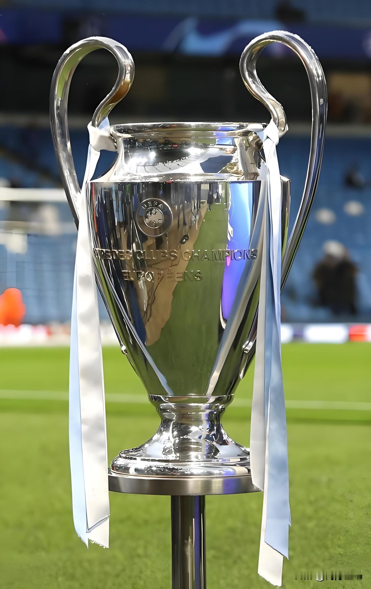 欧冠争冠大乱斗，有的豪门已经掉进了附加赛行列！不过总体来说这五队最有戏：1.