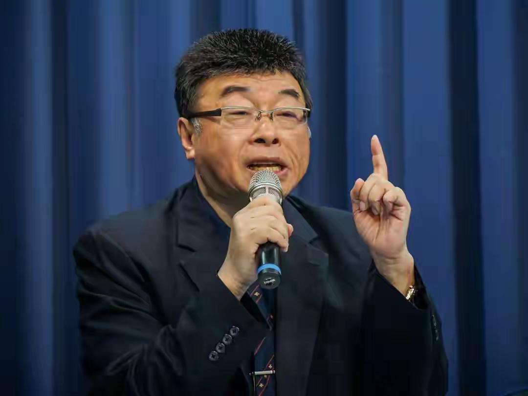 最近邱毅对郑丽文的看法与分析蛮正面的。因为邱毅非常了解郑丽文在岛内的政治处境