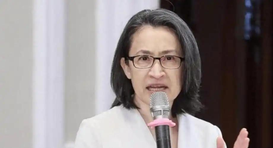 就在刚刚，“台独”顽固分子萧美琴发表声明，5月5日，针对赖清德窜非回台，