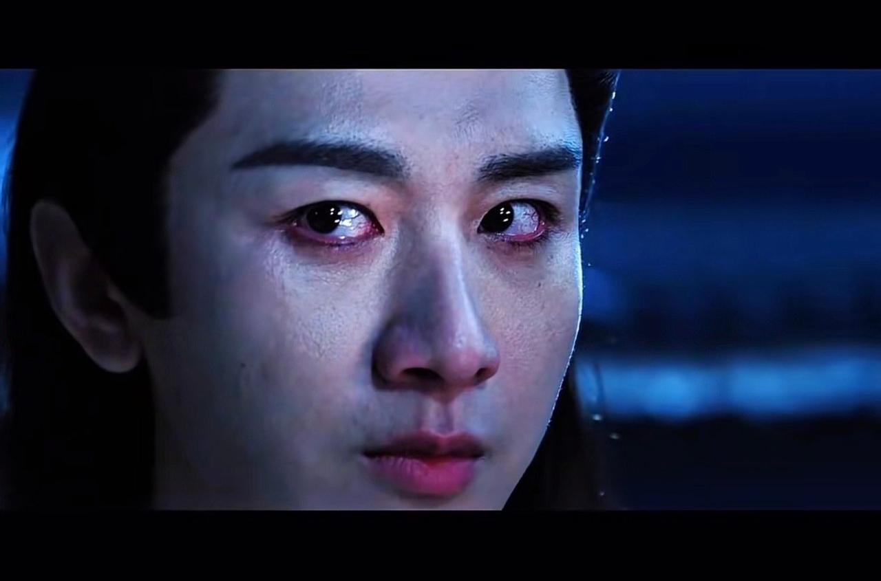 我有个预感等成毅新剧《长安二十四计》播出之后，业内会对他更刮目相看。以前