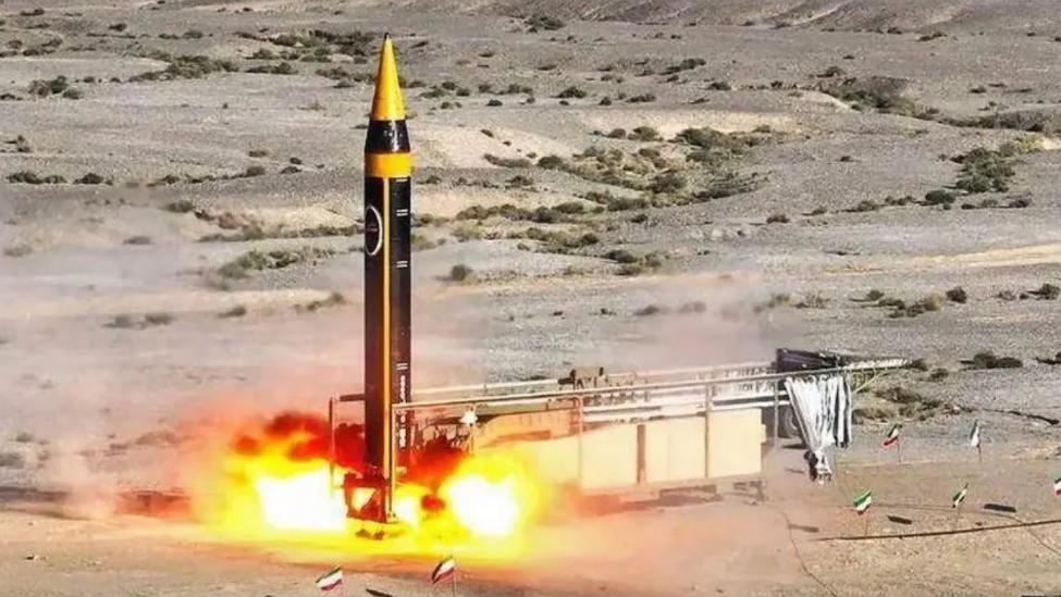 现在看来搞不对称作战的想法是非常正确的，看看伊朗，虽然实力远不如美以联军，连一点