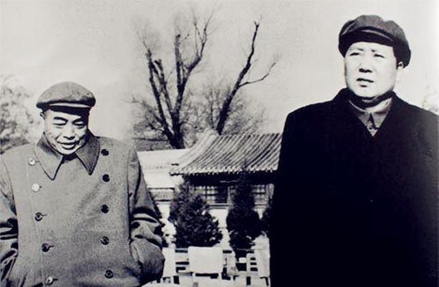 1952年深夜，中南海菊香书屋里，毛主席突然问彭德怀一个问题：“老彭，咱们哪支部