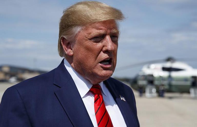 2艘巨轮将抵华，装满美国杂粮，赶在特朗普访华前，中美互赠厚礼。中美之间的关系真的