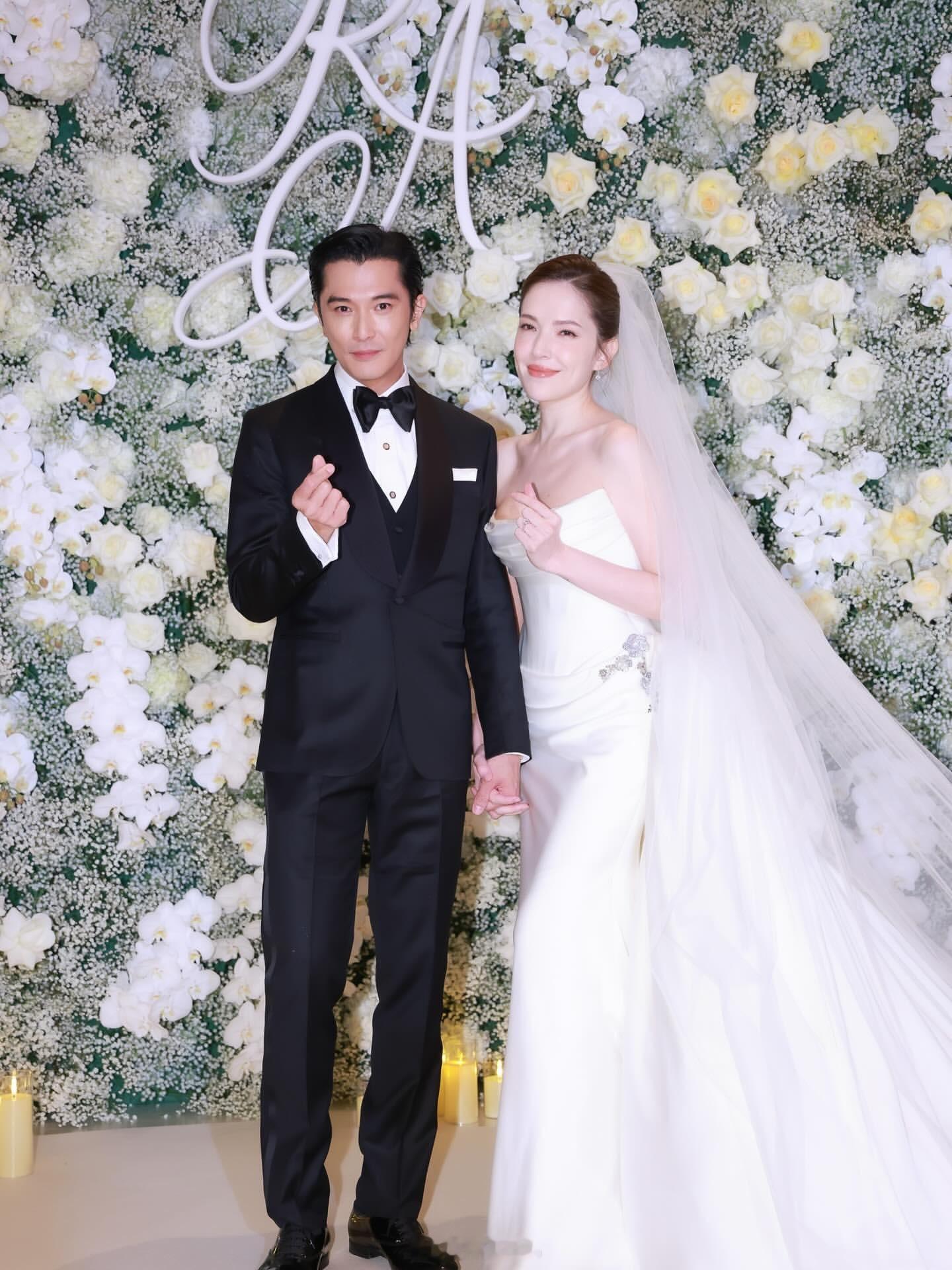 邱泽许玮甯婚礼现场邱泽许玮宁婚礼真CP永远最好嗑！💕真的就是月光公主🌙和夜