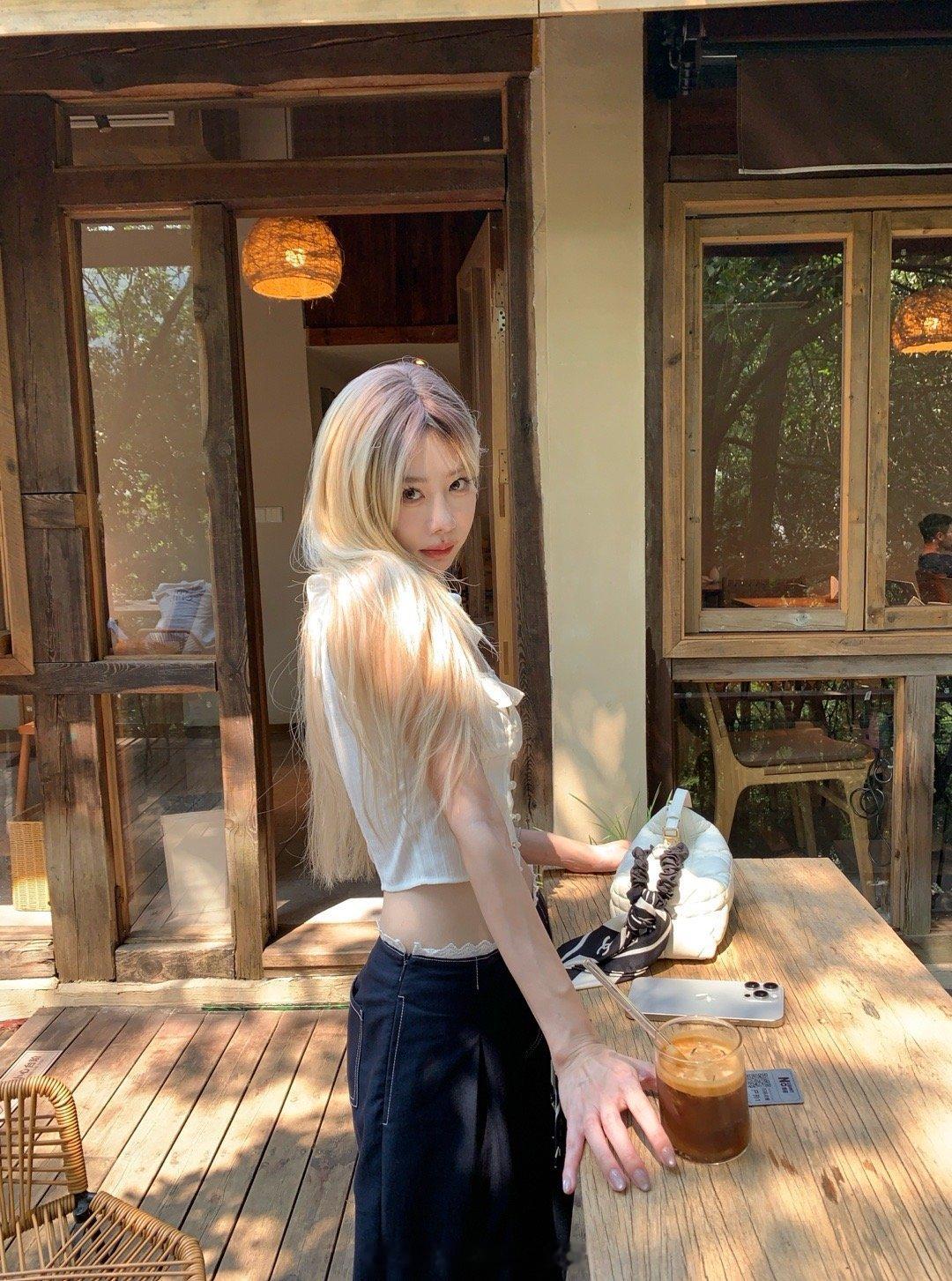🦊一些新鲜的𝐭𝐮𝐭𝐮𝐏𝐢𝐧𝐠里𝐣𝐢𝐮𝟑新衣服​​​