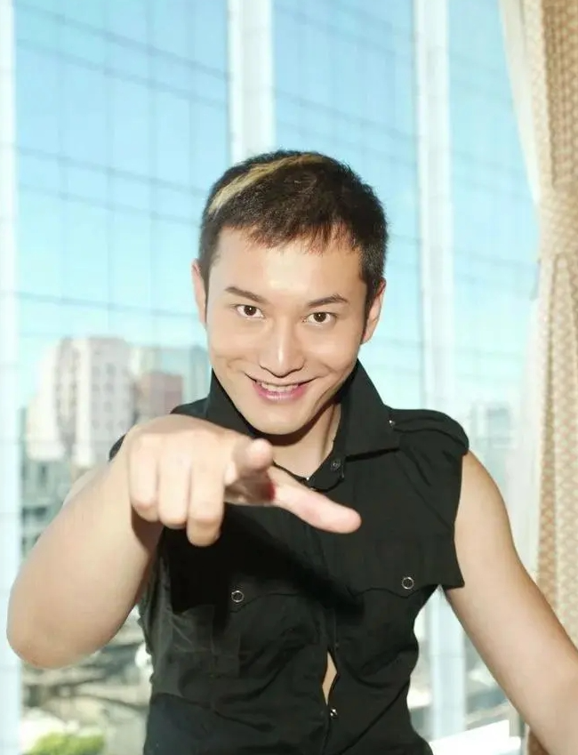 还珠格格3演员们单人怼脸生图，什么水平?