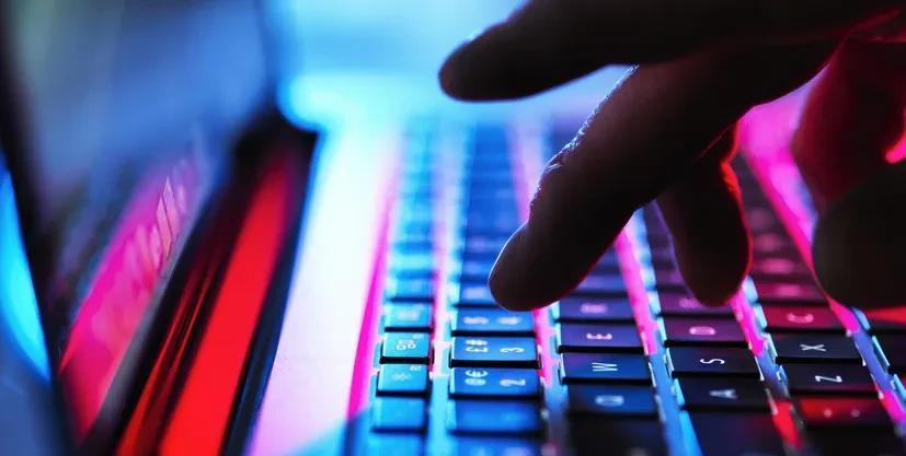 【这项修正案在俄罗斯引发质疑】俄罗斯立法者又一次用一项新修正案震惊俄罗斯民众。