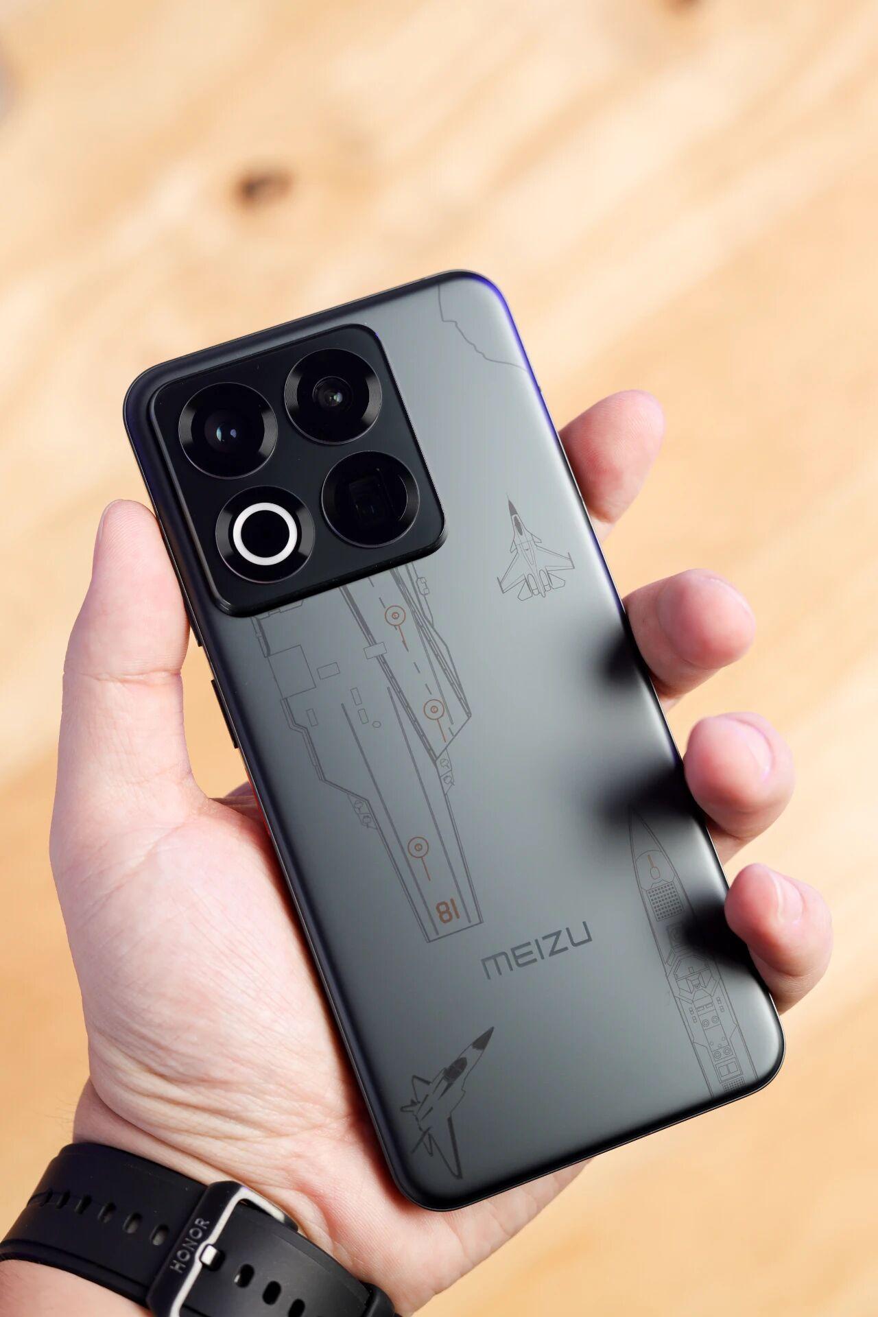 魅族22中华旗舰版开箱：武装到牙齿的定制魅族22归航·中华旗舰限定版，魅