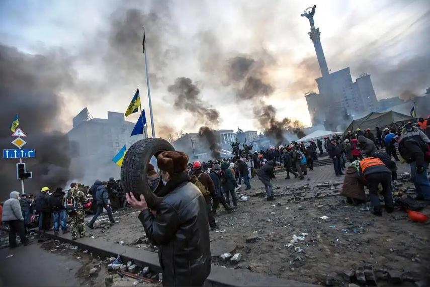 普京真的想停战了，不是怂，是俄乌战场正在逼出一个残酷真相。如果我告诉你，俄乌战