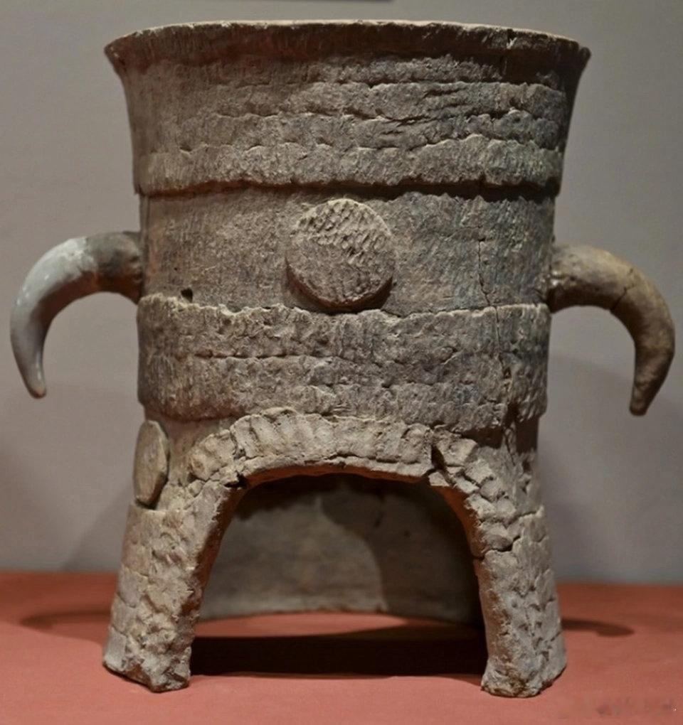 已知条件：从公元元年的汉朝开始，一直到建国初期，工业化和机械化的70年代之前，中