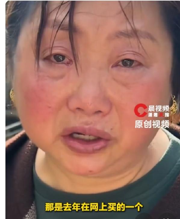 一个农村妇女，不提她的抗洪事迹，不提她的支书身份，不提那个耳环不是金的，带个耳环