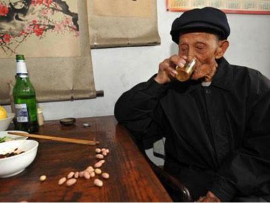 酒对身体的益处与害处——一、网传少量饮酒所谓益处（现代医学已推翻“喝酒养生