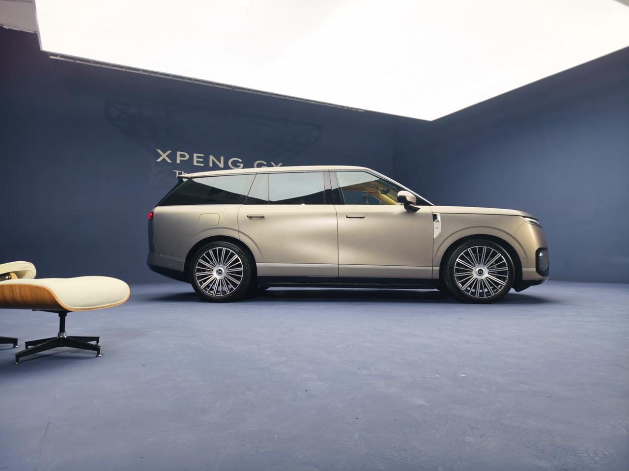 看到实车，这个侧面真是霸气，用四个字发挥来形容一下[狗头]