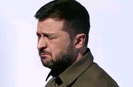 泽连斯基知道自己被西方利用了吗？客观说，泽连斯基肯定是知道的！​俄乌冲突刚爆