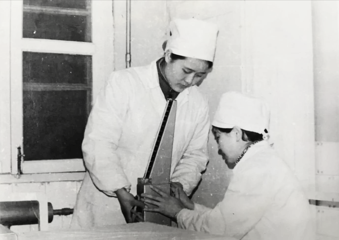 1980年2月，广州军区保卫部出动，赶去军区总医院护士宿舍。护士长周晓琳被控制住