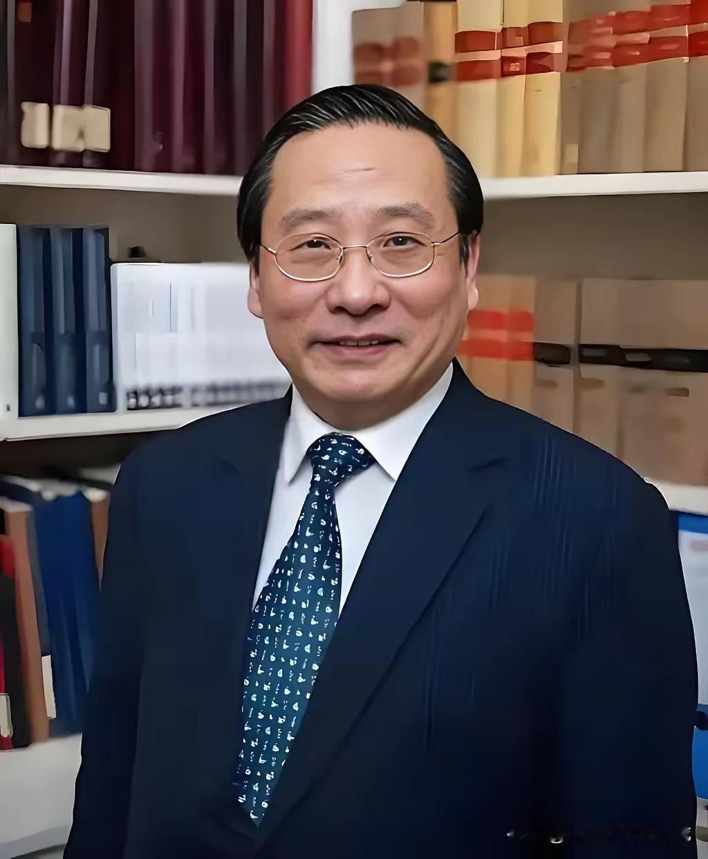 高志凯真是太有才了！他说和统太渺茫，武统太昂贵。统一可能存在第三种方式，假若