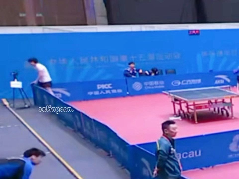 好奇宝宝​​​