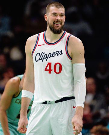 快船旧将祖巴茨终于说出了心里话！据美记DustinDopirak报道，祖巴茨在