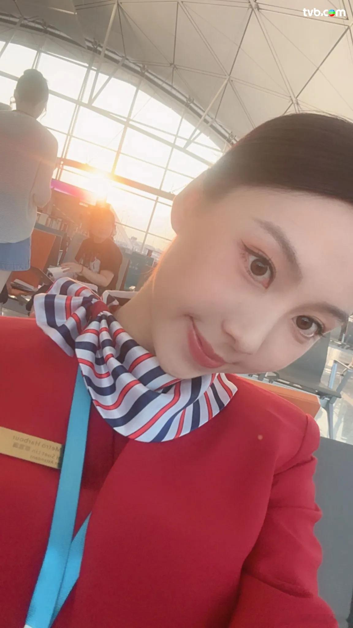 倪樂琳首拍劇着空姐制服被誤認「真空姐」興奮圓夢：一直覺得套衫好靚無綫新劇《飛常