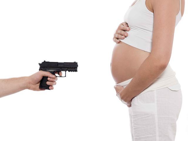 孕期还在喝这四种水吗? 可能胎儿在肚子里喊救命……