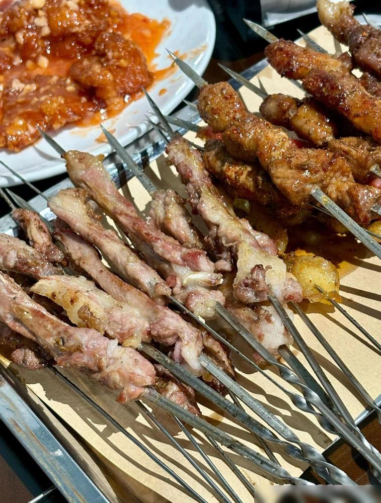 我离家出走了！元旦吵架后，我和老公冷战，昨晚他回家，趁着儿子和他都在次卧室，我飞