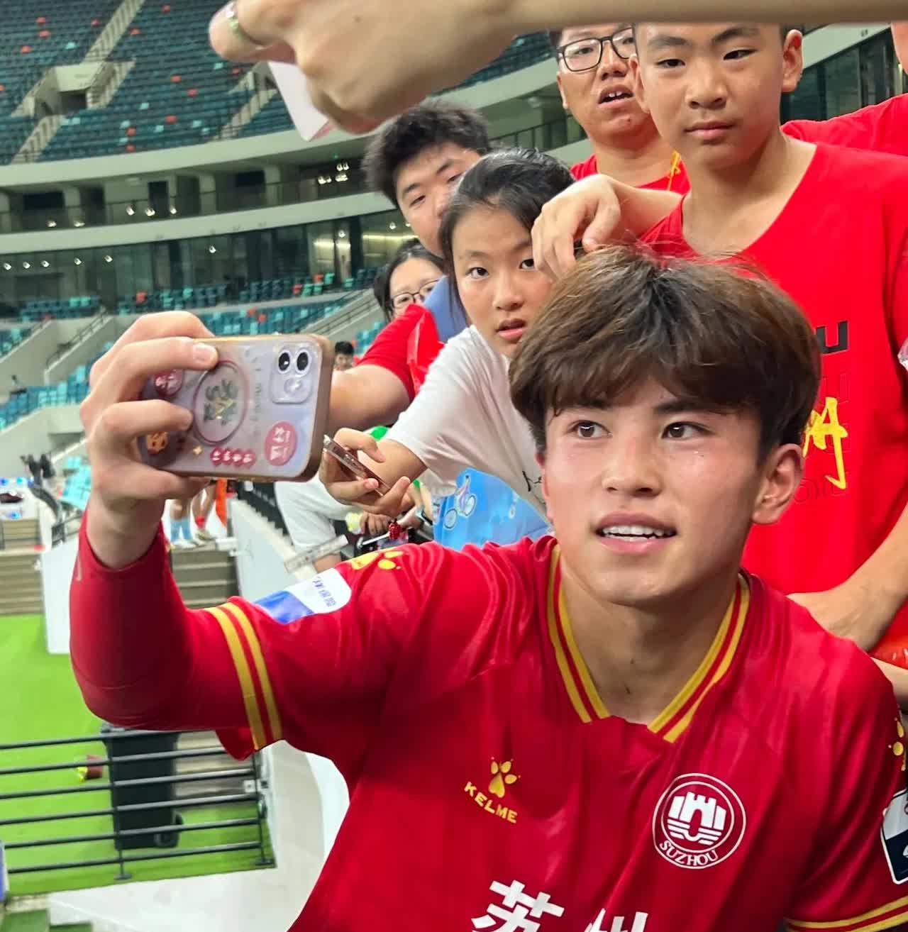 这下大家都知道了，苏州已经摆脱了太湖三傻之一的名号了，之前之所以赢不了，不是因为