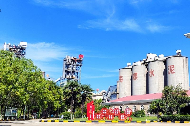 内部优化、苦练内功的好时机！2015年，海螺水泥营业额374.89亿元；20