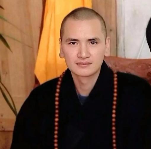 惊！释明心或成释永信接班人？释永信这辈子最对的事可能就是选了释明心接班