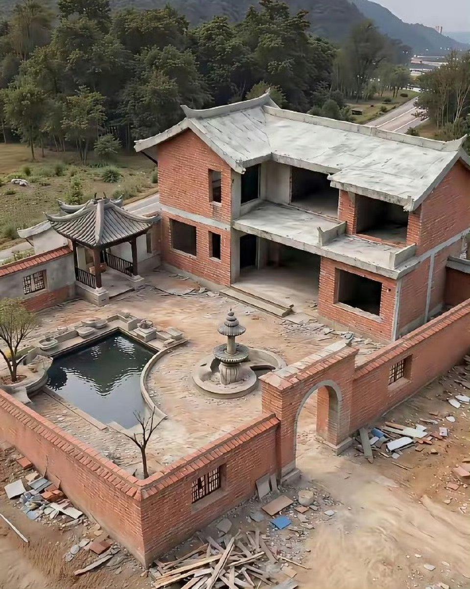 农村盖这样的房子，是不是多余了？