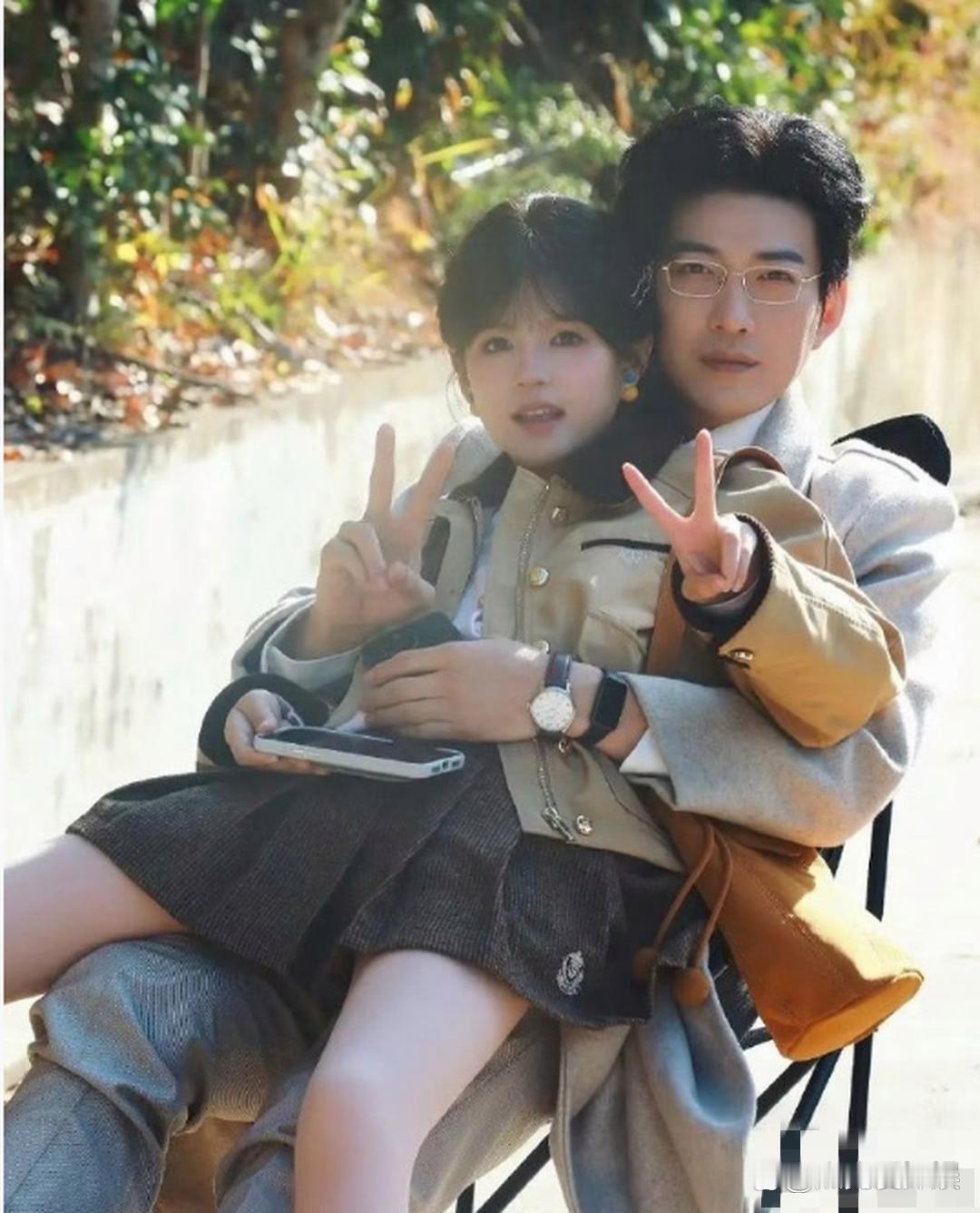 现在的短剧真的是越来越离谱了，这是在搞什么啊。是不是两个人是情侣啊，才会这样子。