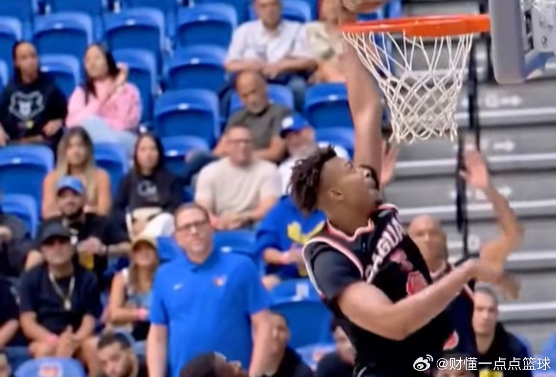 重磅官宣！广州龙狮正式签下内线外援摩西·布朗，这名拥有NBA履历的高塔正式登陆C