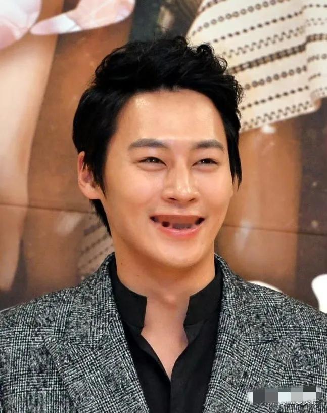 好像知道40岁的韩国演员郑恩宇为什么英年早逝了！以前听说过一种说法，大概是说