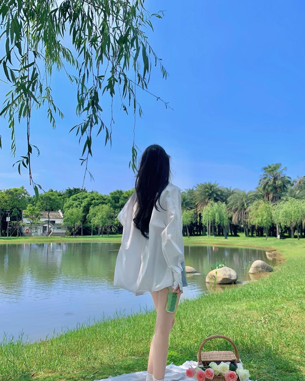 春天别瞎运动！动错比不动还伤，这样练最养人春天一热，很多人突然猛跑、撸铁、