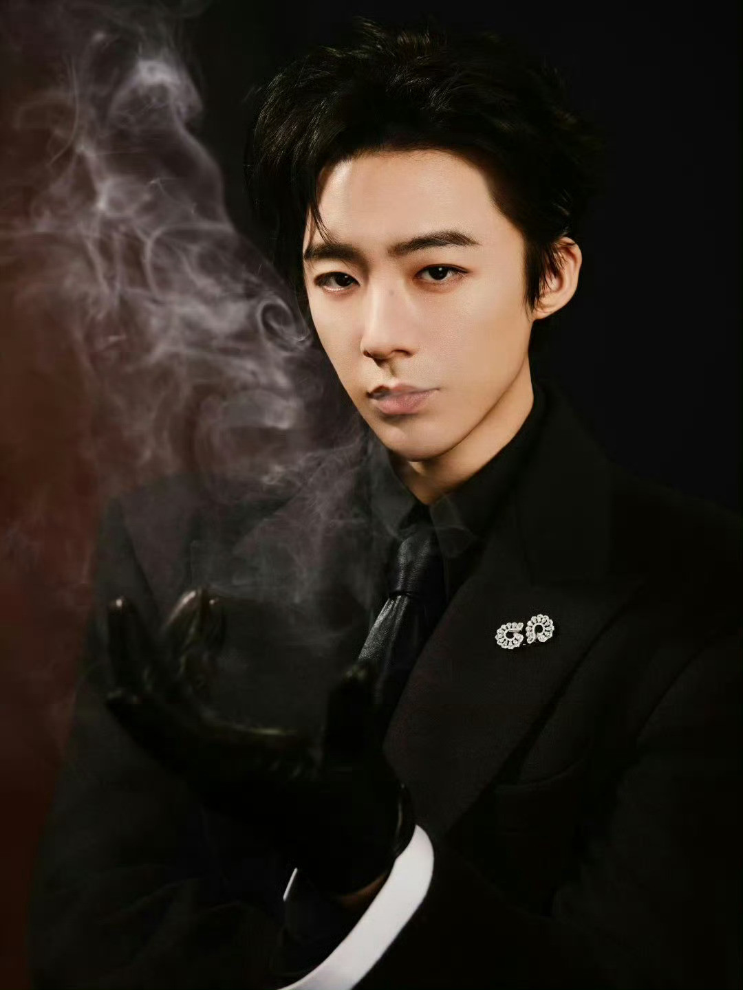 内娱劳模哥刘宇宁的日程表，永远写满“满格营业”。唱得了OST、扛得起剧组打戏、守