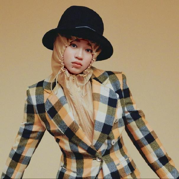 全红婵登时尚封面引热议：冠军的人生，从来不止一条赛道