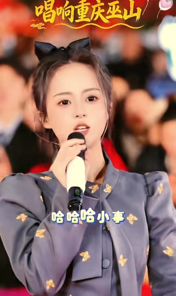 谁说头部主播能躺赢？！小白牙，那个千万粉的女人，直接炸锅了！不是花边新闻，