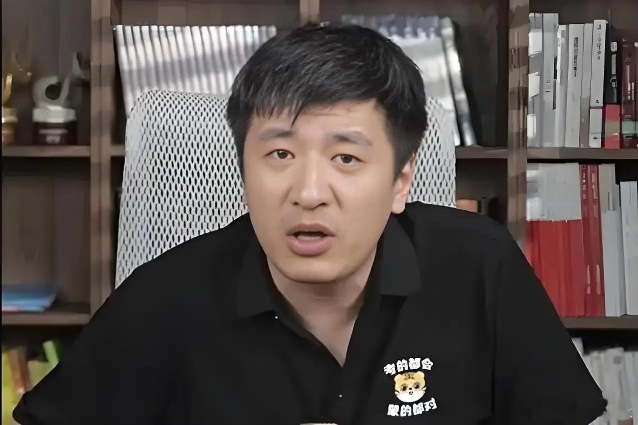 近日，张雪峰回应之前直播时骂人，有网友说，“飘了！”，张雪峰立马翻脸说，“飘了？