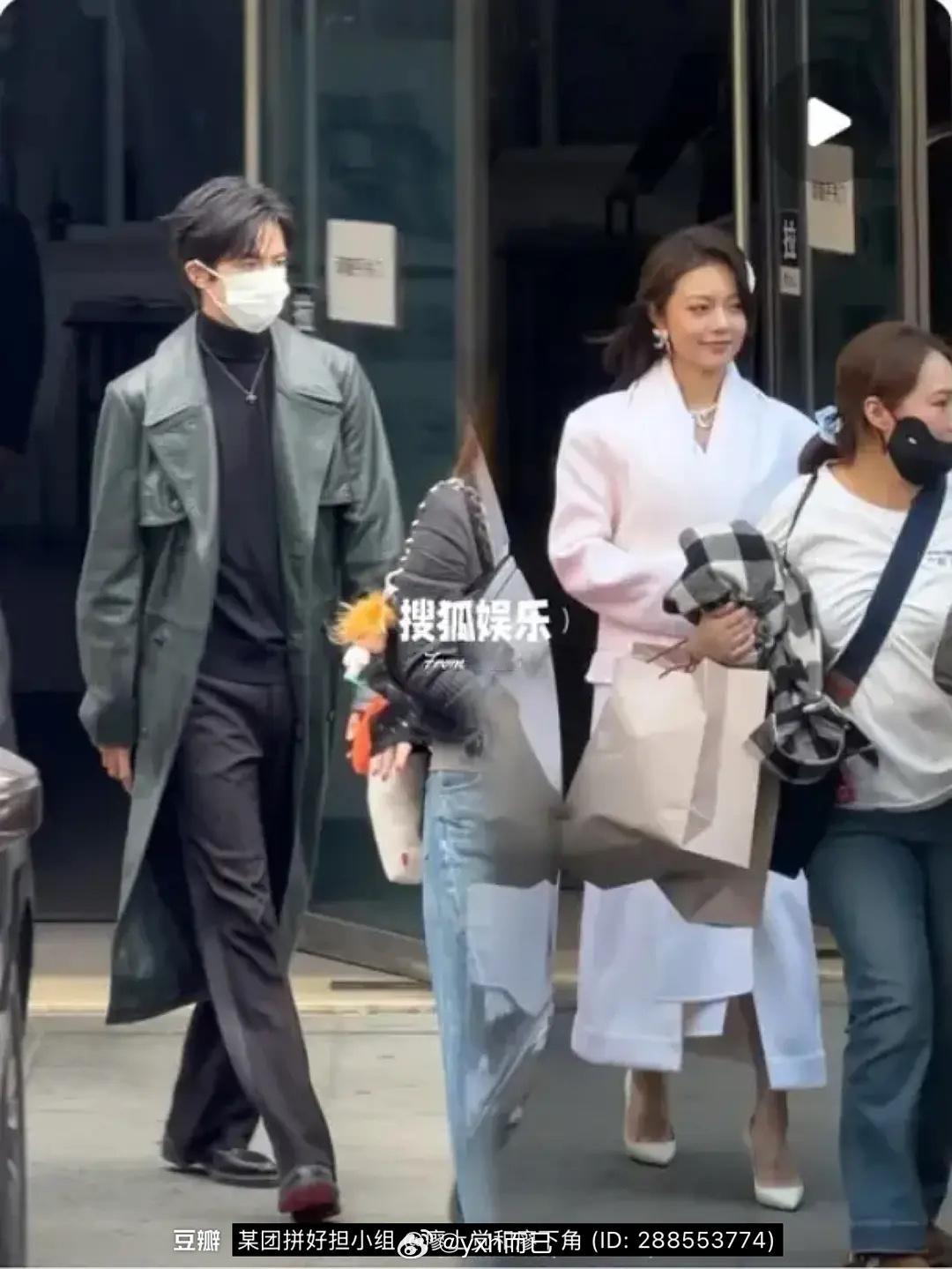 老麦现在出来一次造型被麻辣一次